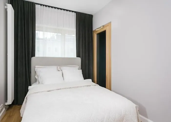 Urban - Luxury 2-bedroom, Mennica Residence&41 * Warsaw