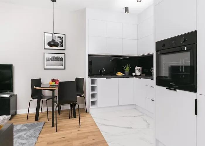 Apartment Urban - Luxury 2-bedroom, Mennica Residence&41 *